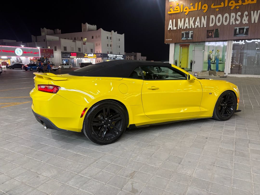 Car Image 2018 CHEVROLET CAMARO RS
