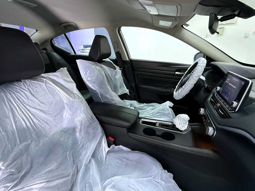 Car Image 2022 NISSAN ALTIMA SR