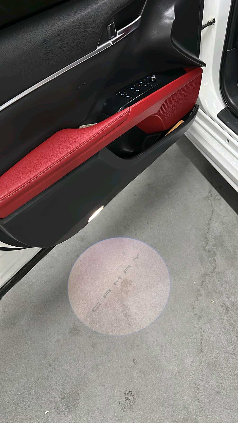 Car Image 2019 TOYOTA CAMRY Grande