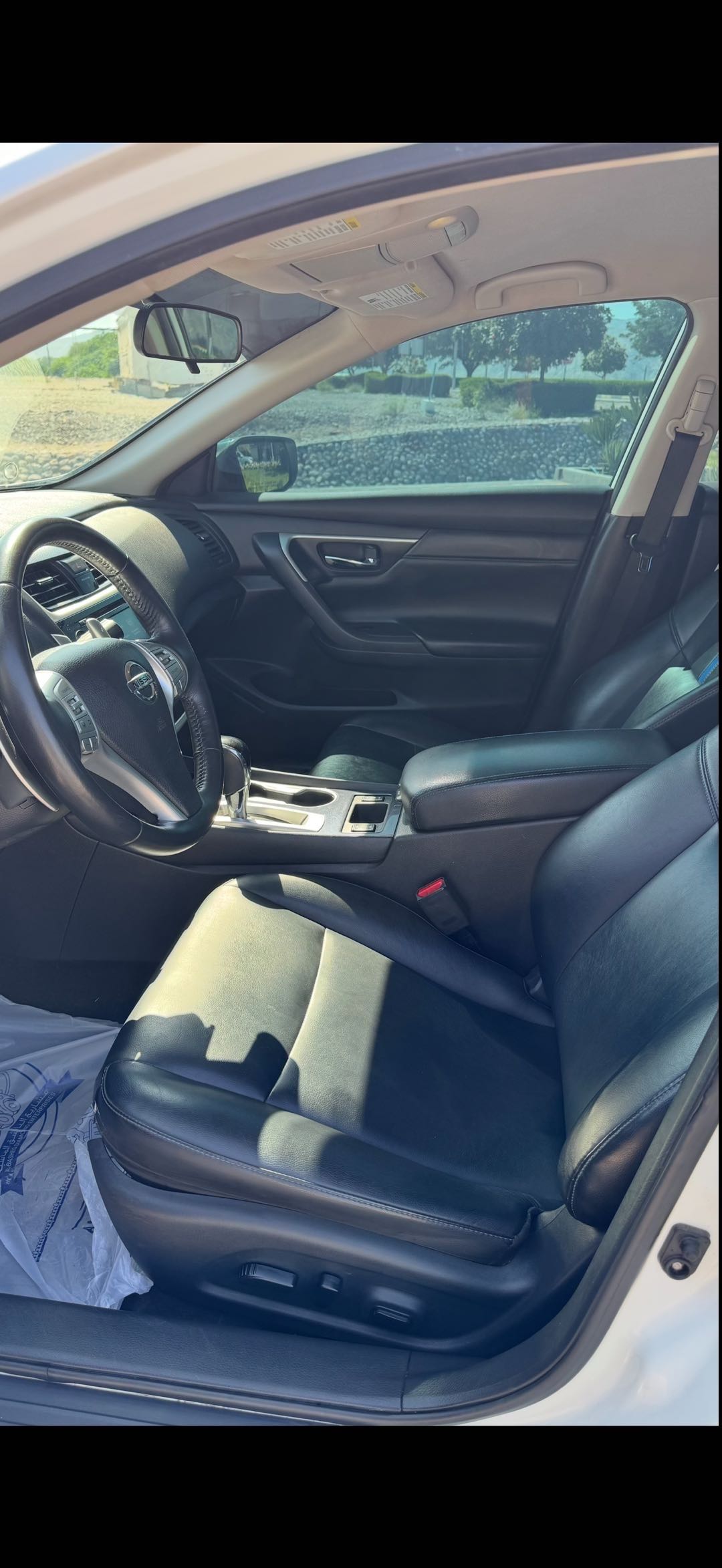 Car Image 2018 NISSAN ALTIMA SR