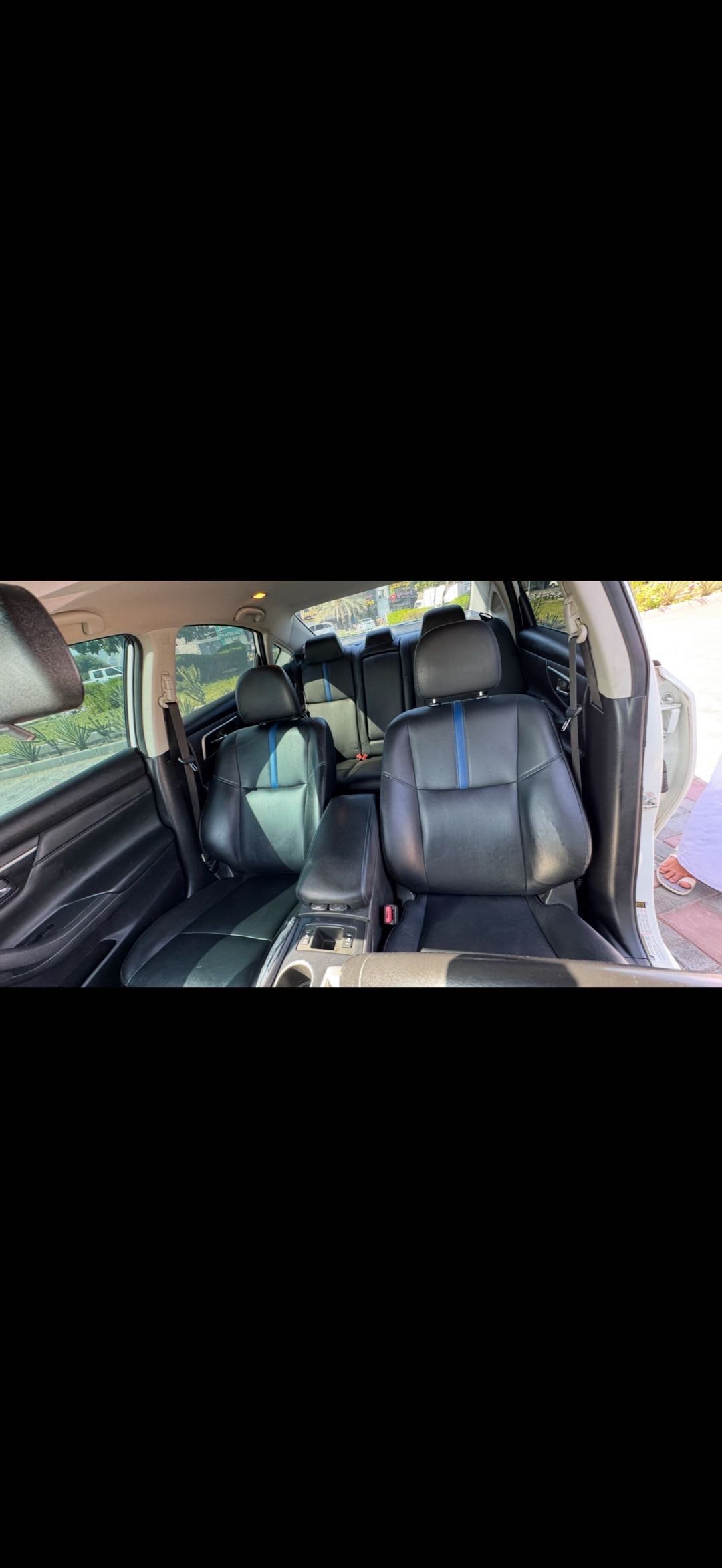 Car Image 2018 NISSAN ALTIMA SR