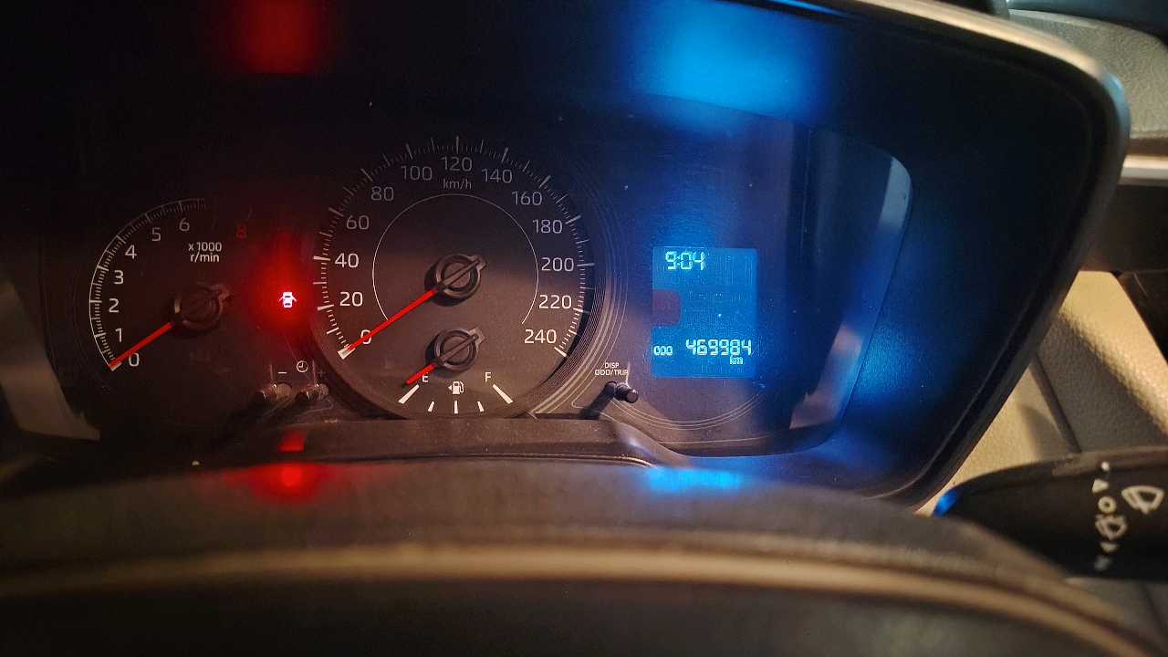 Car Image 2020 TOYOTA COROLLA XLI