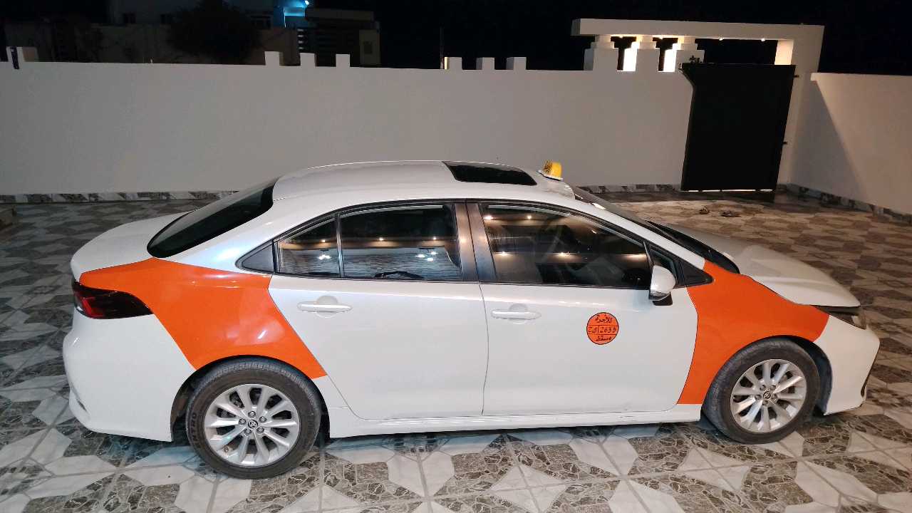 Car Image 2020 TOYOTA COROLLA XLI