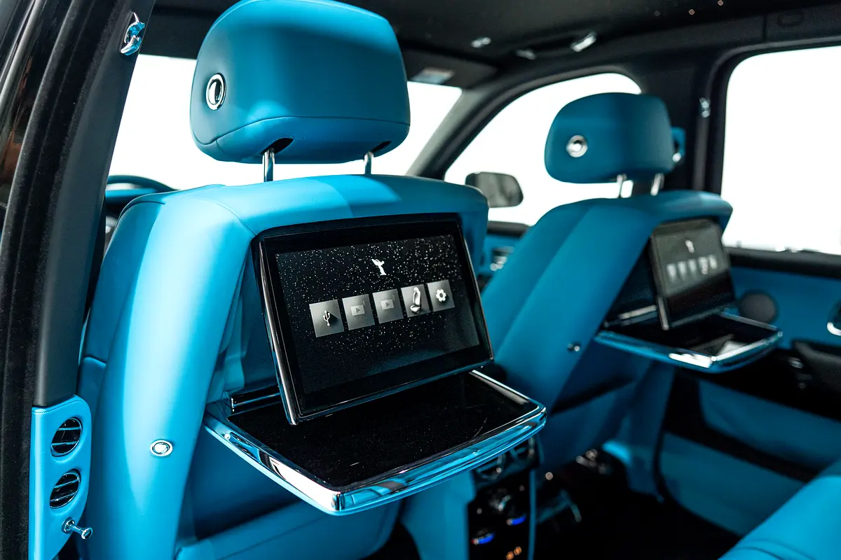 Car Image 2025 ROLLS ROYCE CULLINAN 