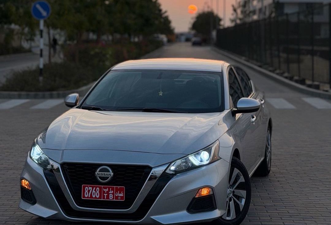 NISSAN ALTIMA 2020