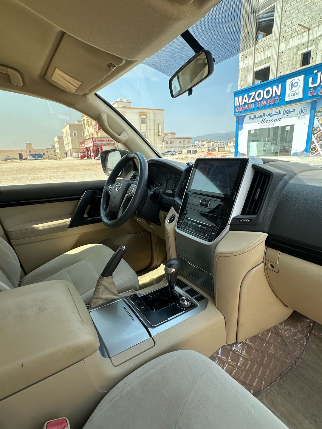 Car Image 2016 TOYOTA LAND CRUISER GX