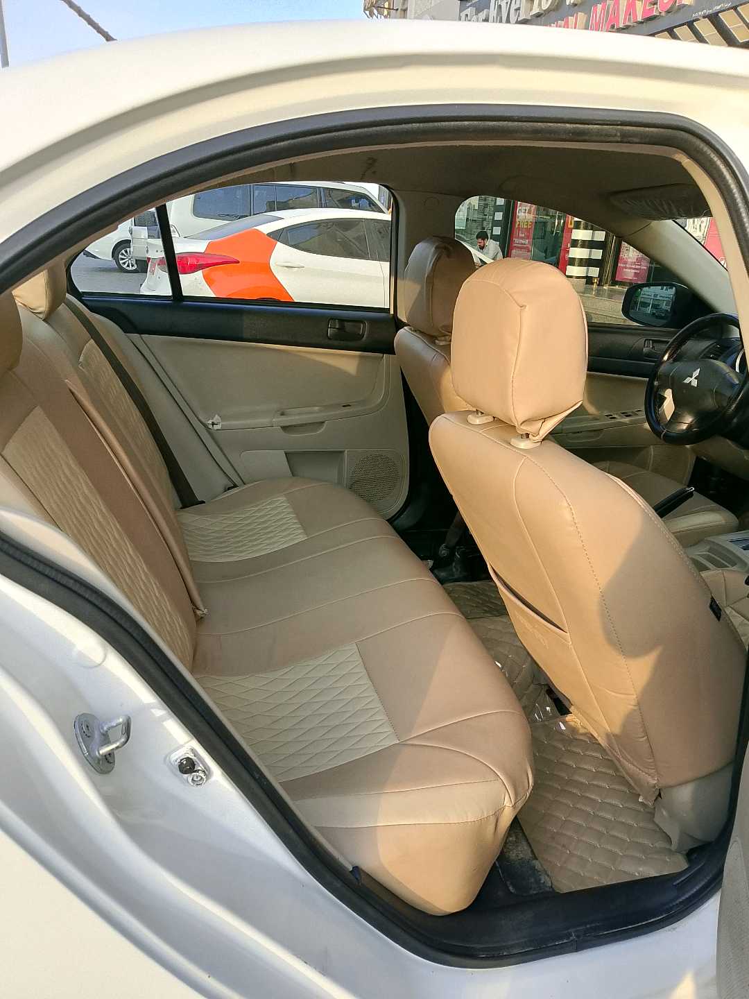 ميتسوبيشي لانسر 2015