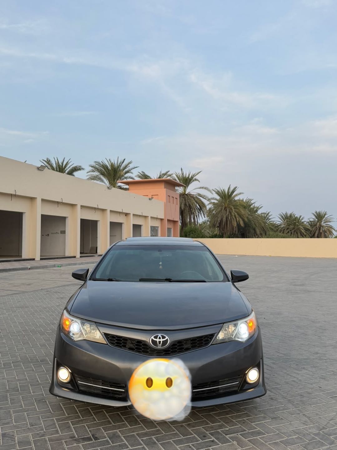 Car Image 2012 TOYOTA CAMRY SE