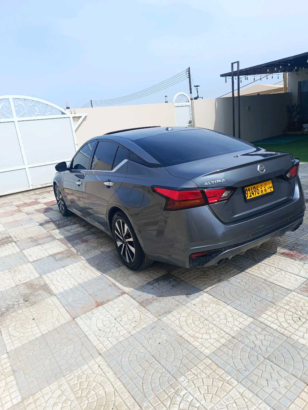 Car Image 2019 NISSAN ALTIMA SL