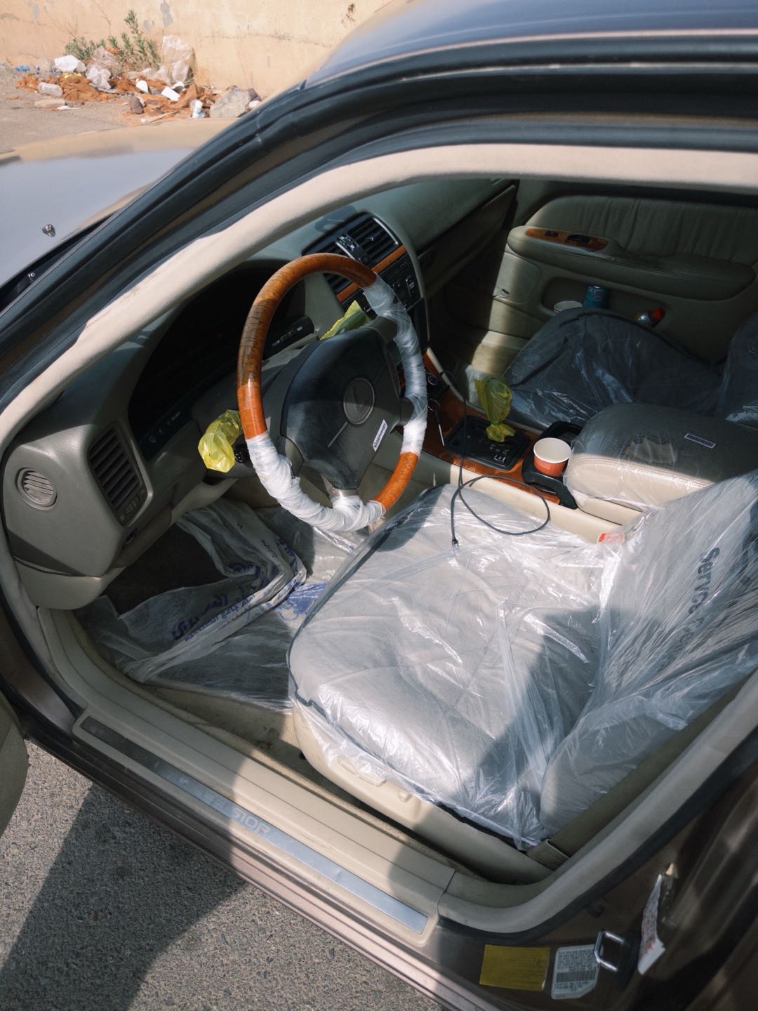 Car Image 1998 LEXUS LS 400