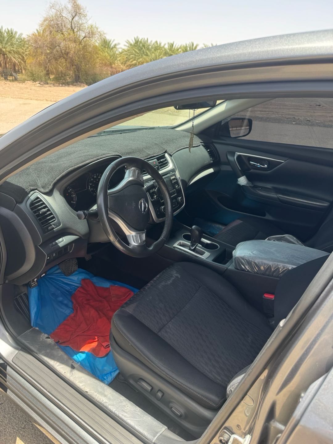 Car Image 2017 NISSAN ALTIMA SV