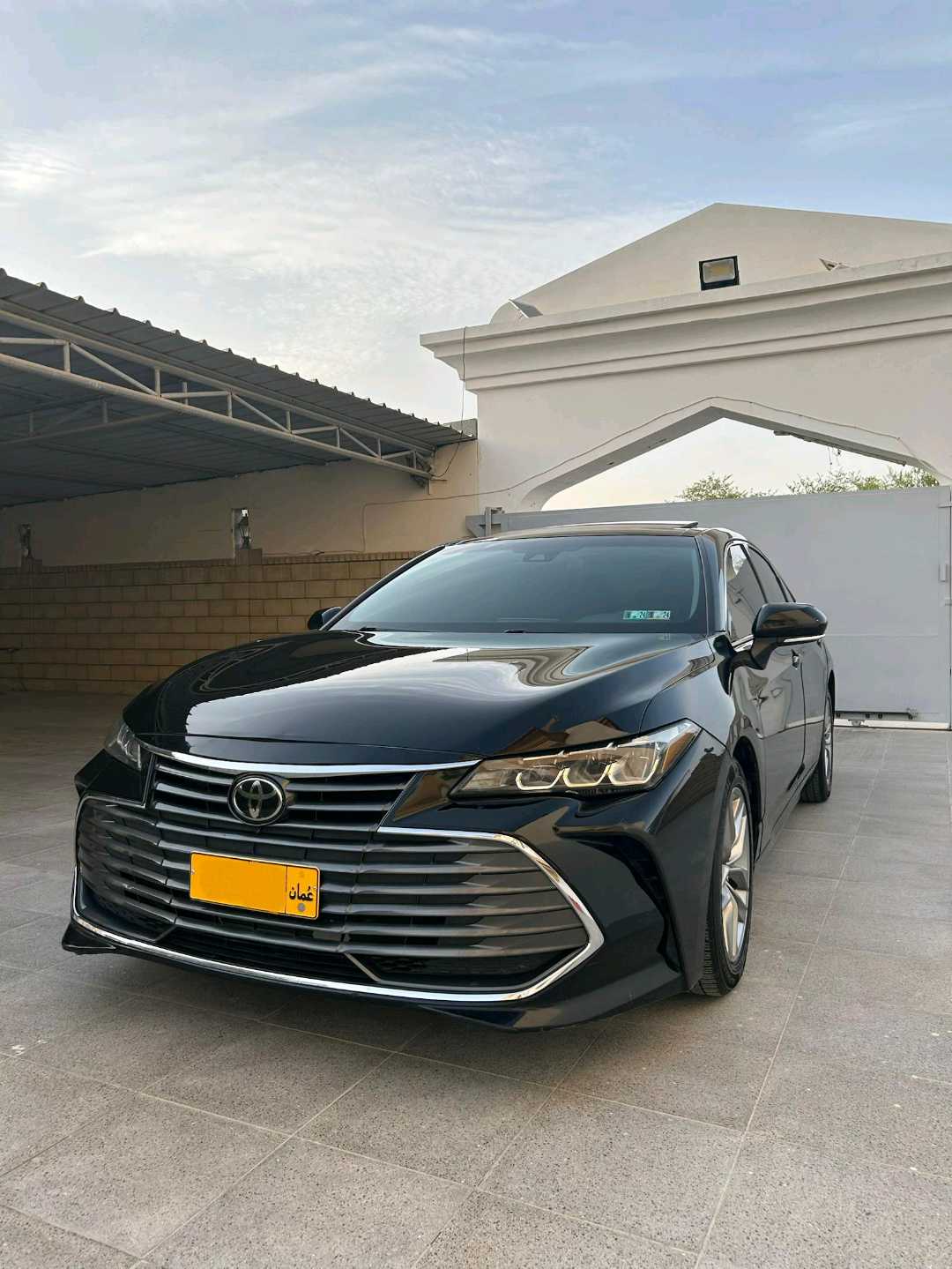 Car Image 2019 TOYOTA AVALON XLE