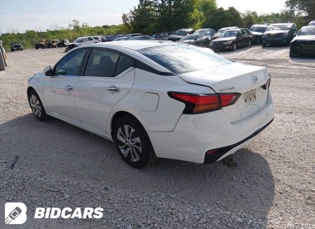 Car Image 2019 NISSAN ALTIMA Platinum 