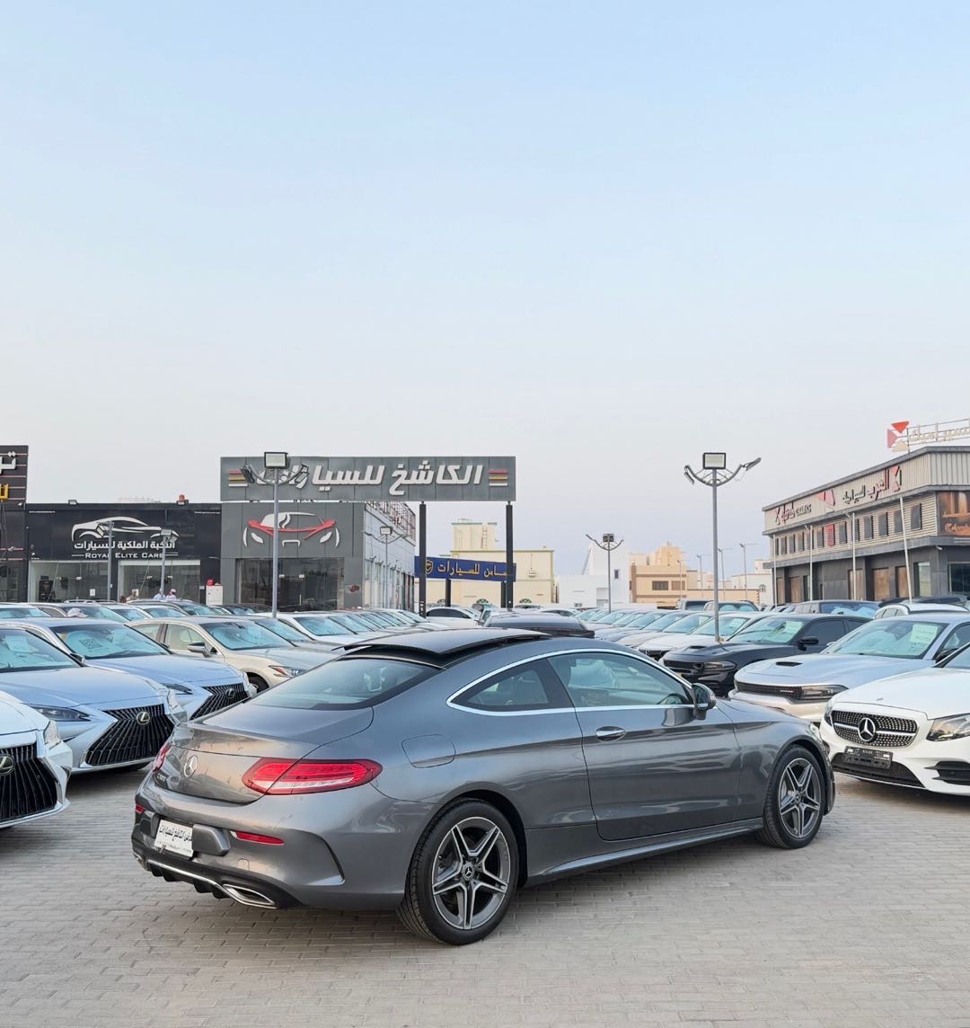 Car Image 2018 MERCEDES C Class 300