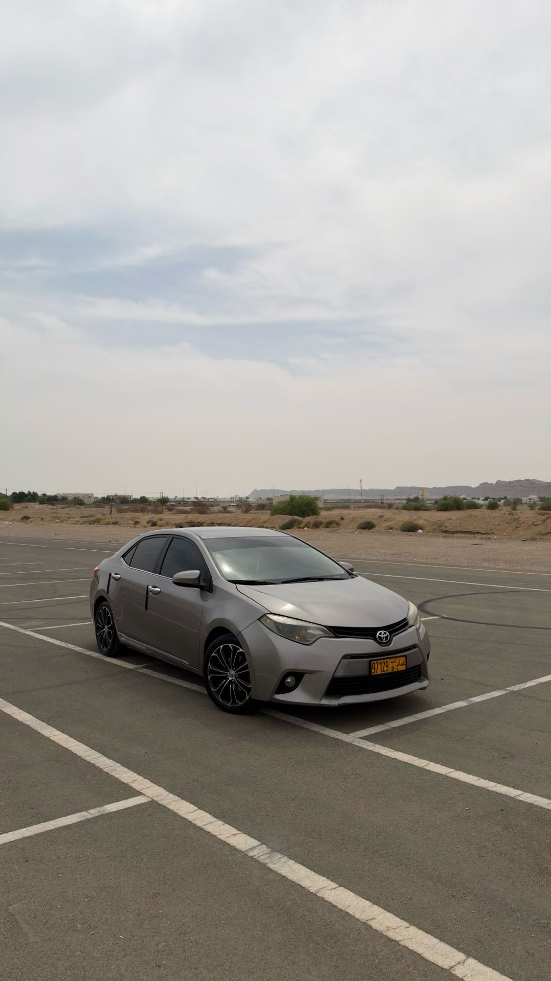 Car Image 2014 TOYOTA COROLLA L