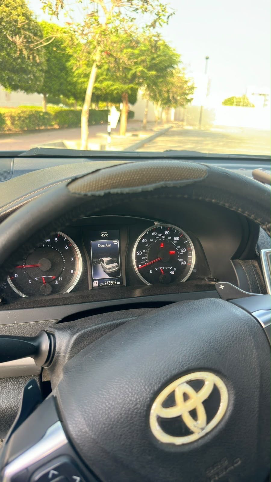 Car Image 2017 TOYOTA CAMRY SE