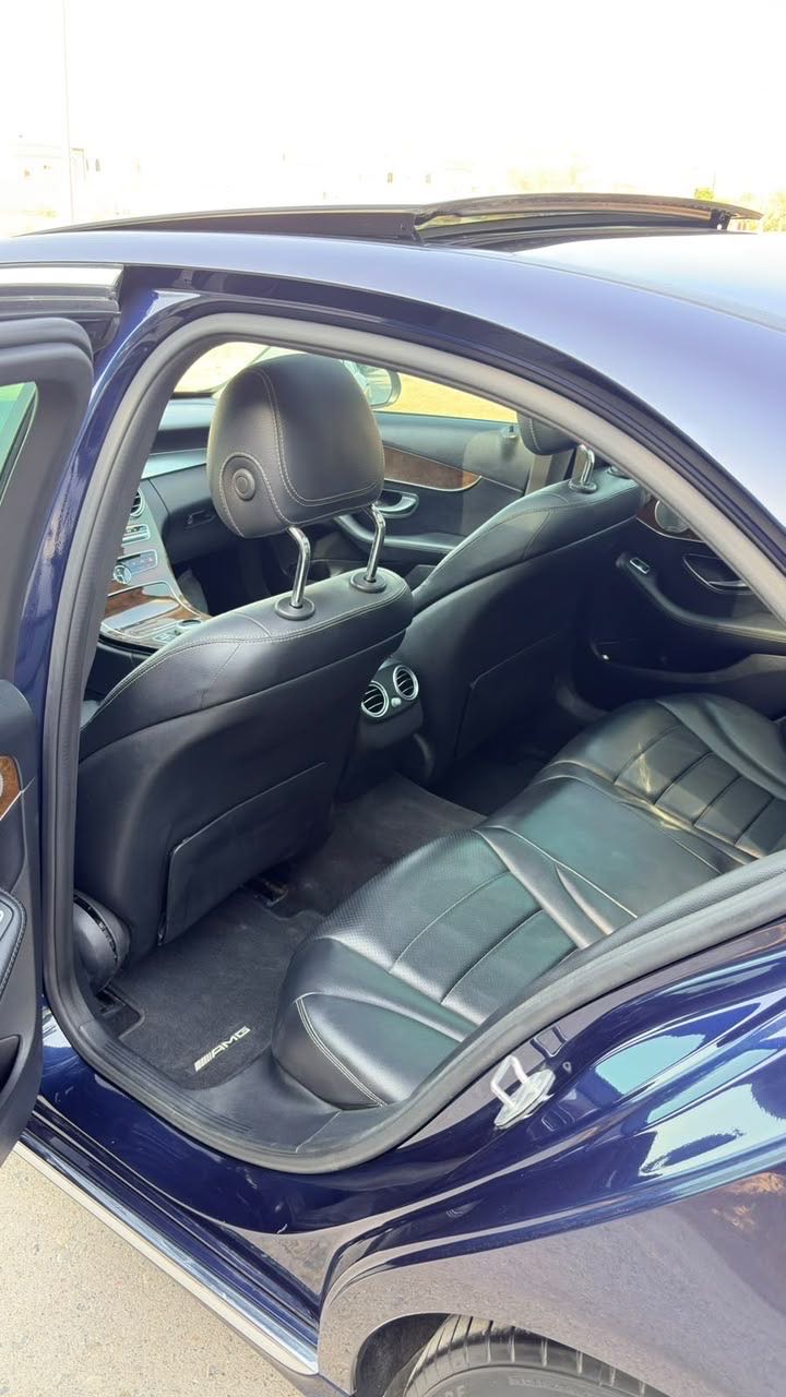 Car Image 2017 MERCEDES C Class C300