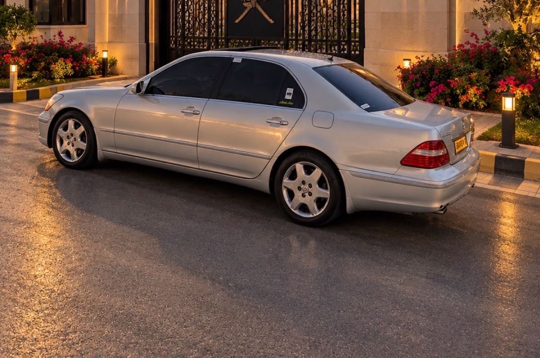 Car Image 2005 LEXUS LS 430