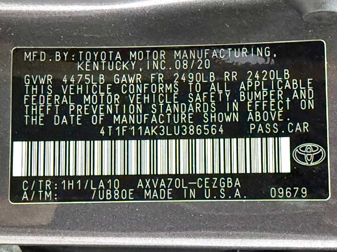 Car Image 2020 TOYOTA CAMRY XLE