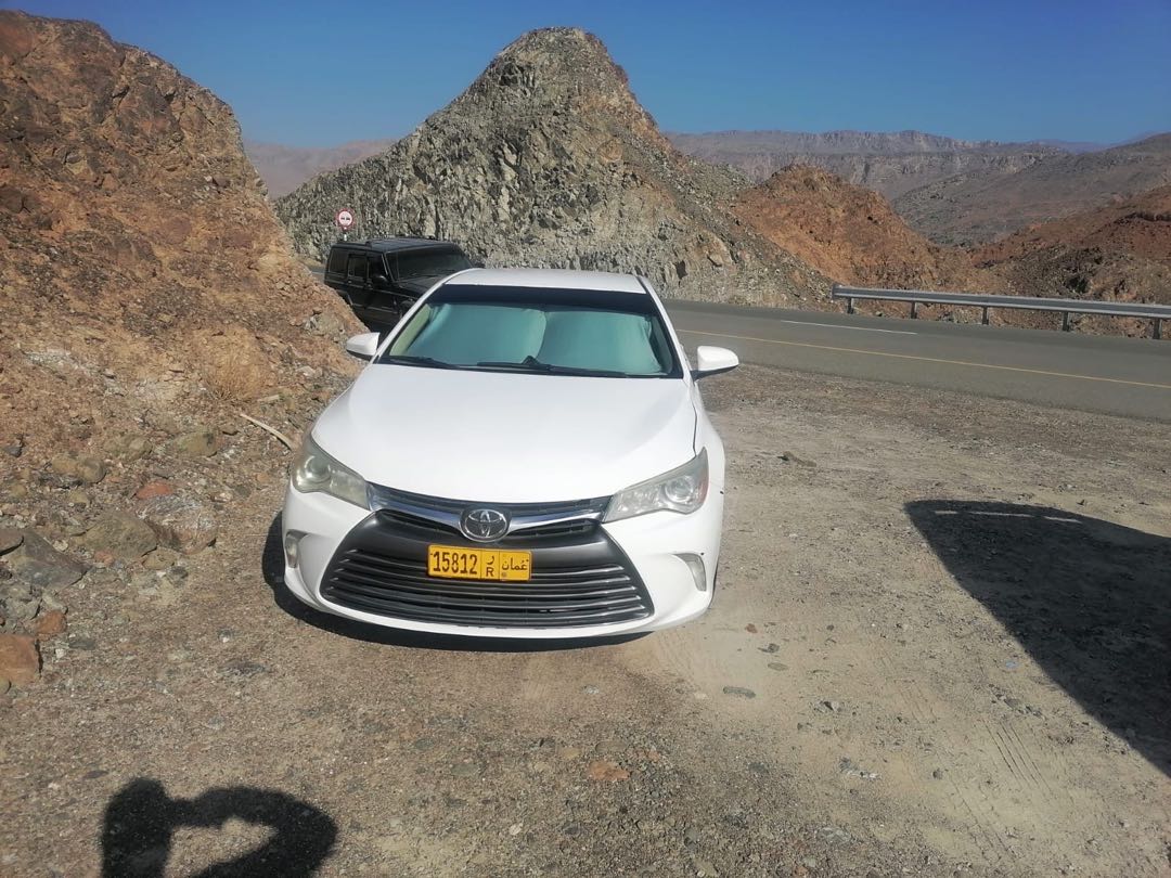 Car Image 2017 TOYOTA CAMRY LE