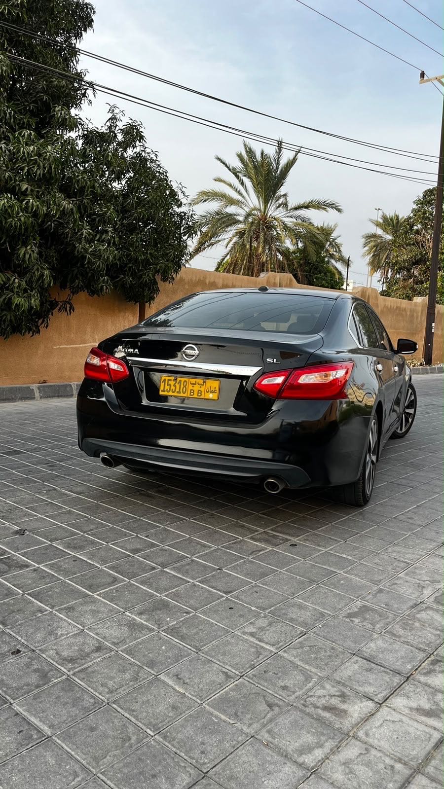 Car Image 2017 NISSAN ALTIMA SL