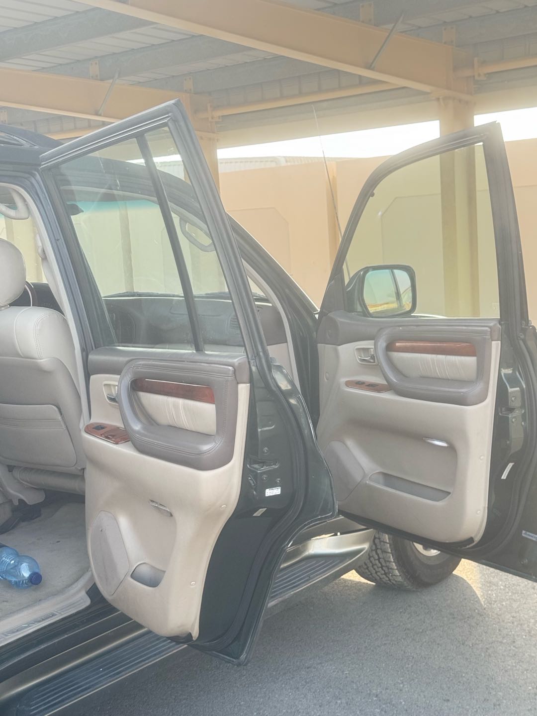Car Image 1998 LEXUS LX 470