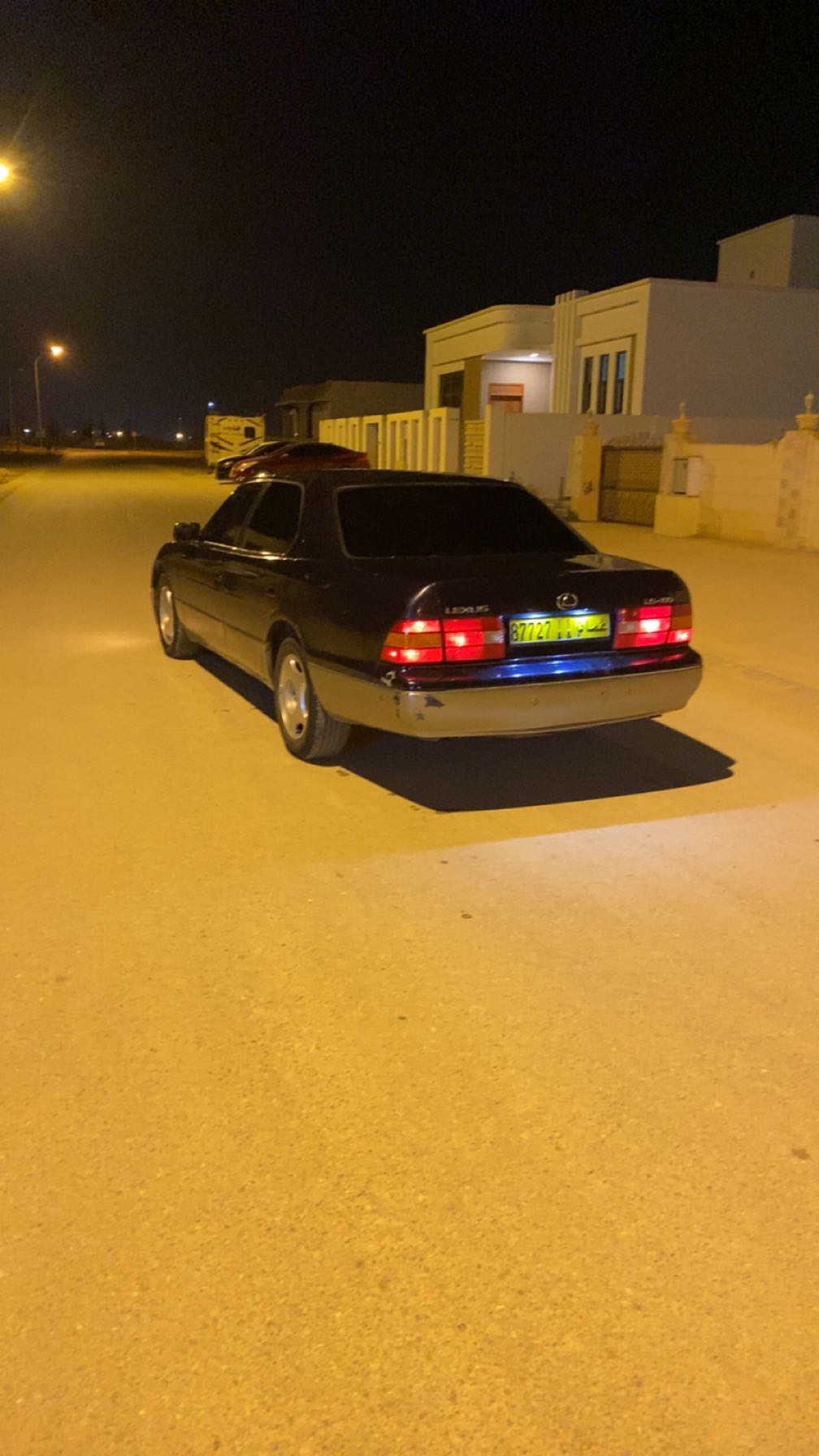 Car Image 1999 LEXUS LS 400