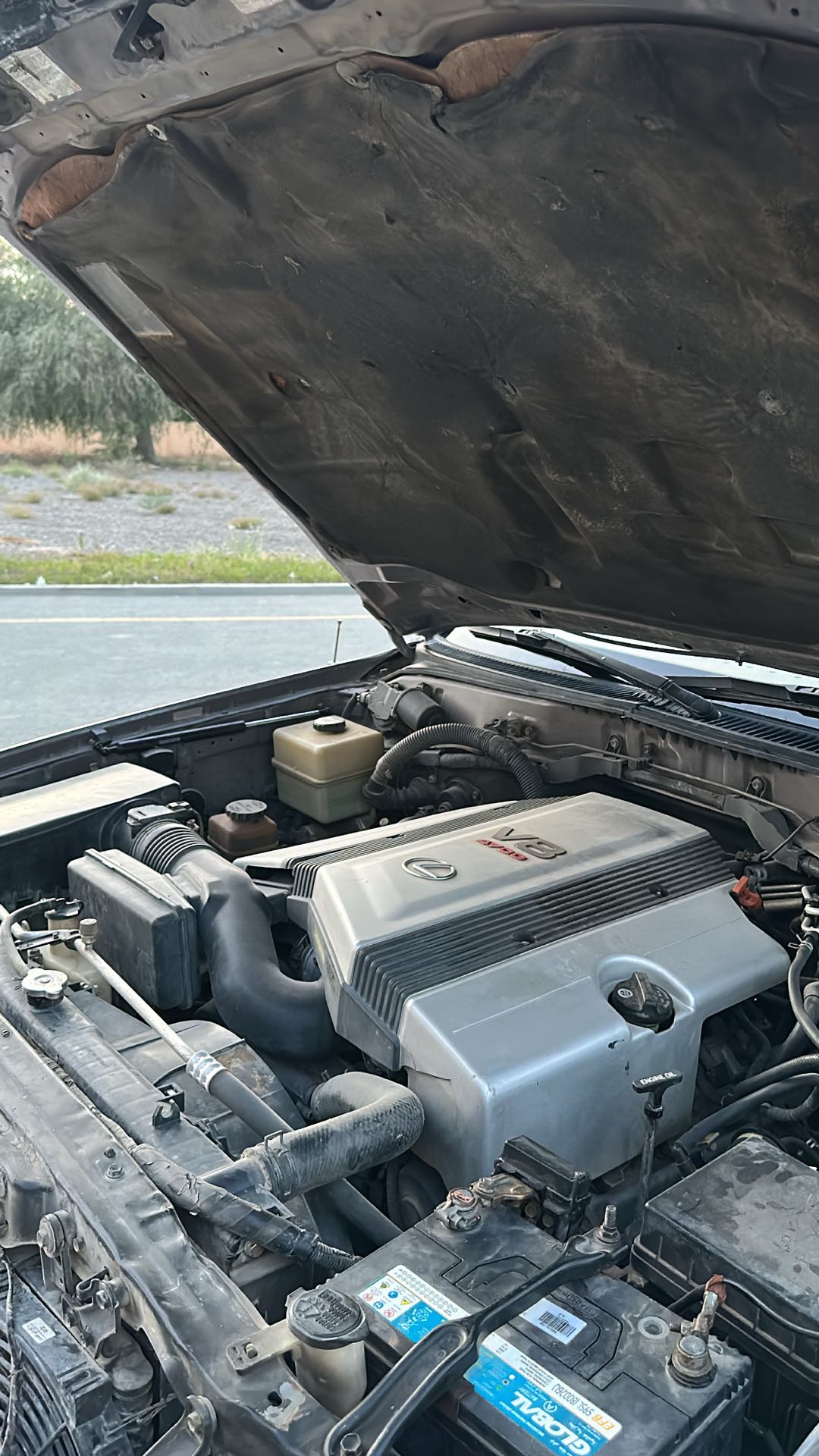 Car Image 1998 LEXUS LX 470