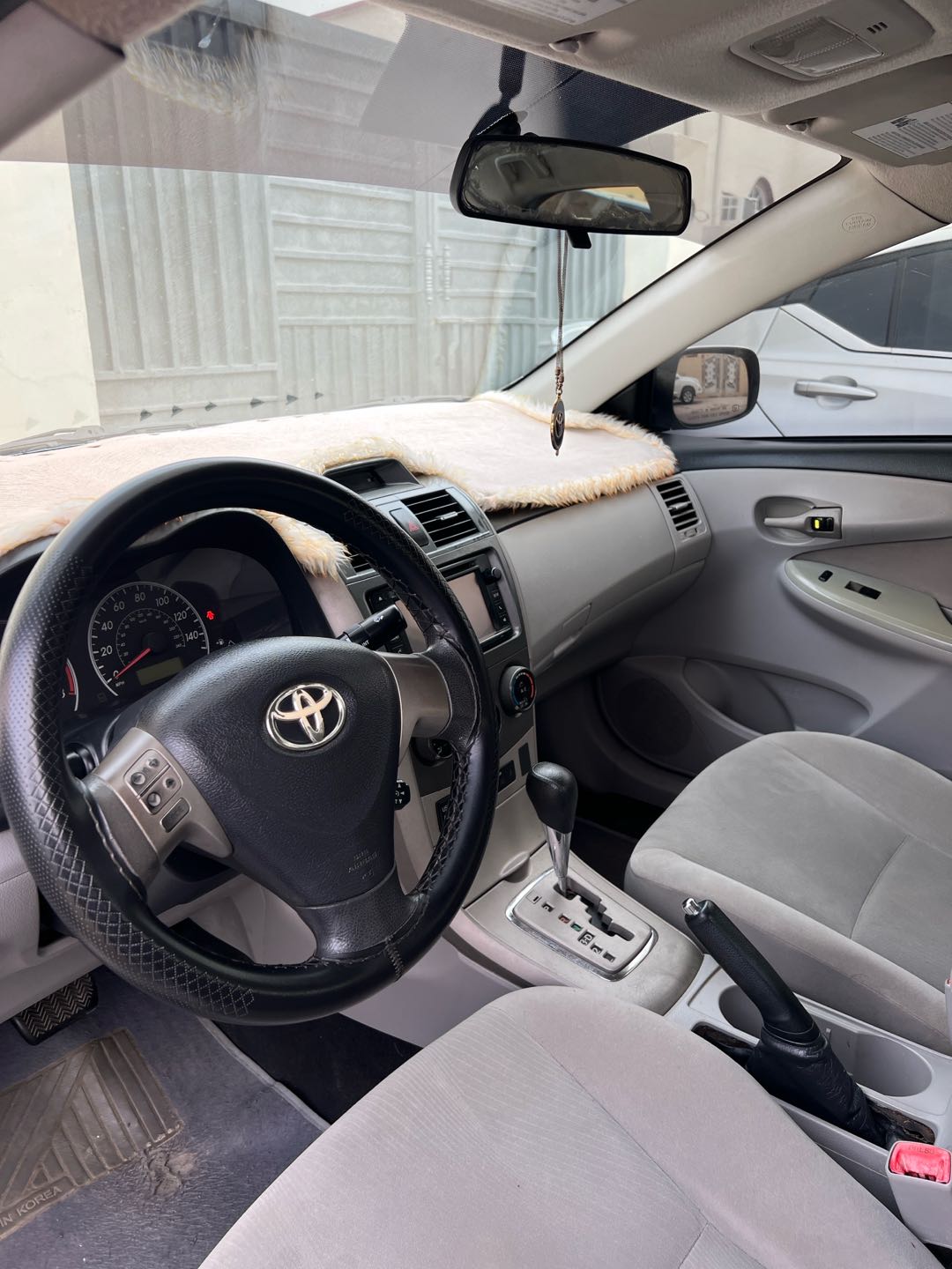 Car Image 2013 TOYOTA CAMRY SE