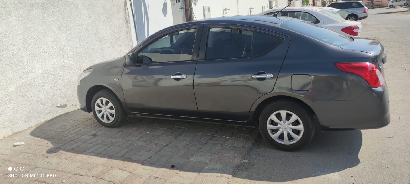 NISSAN SUNNY 2019