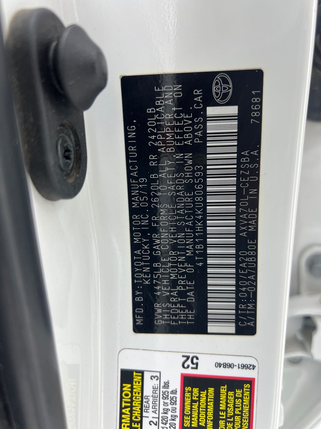 Car Image 2018 TOYOTA CAMRY SE