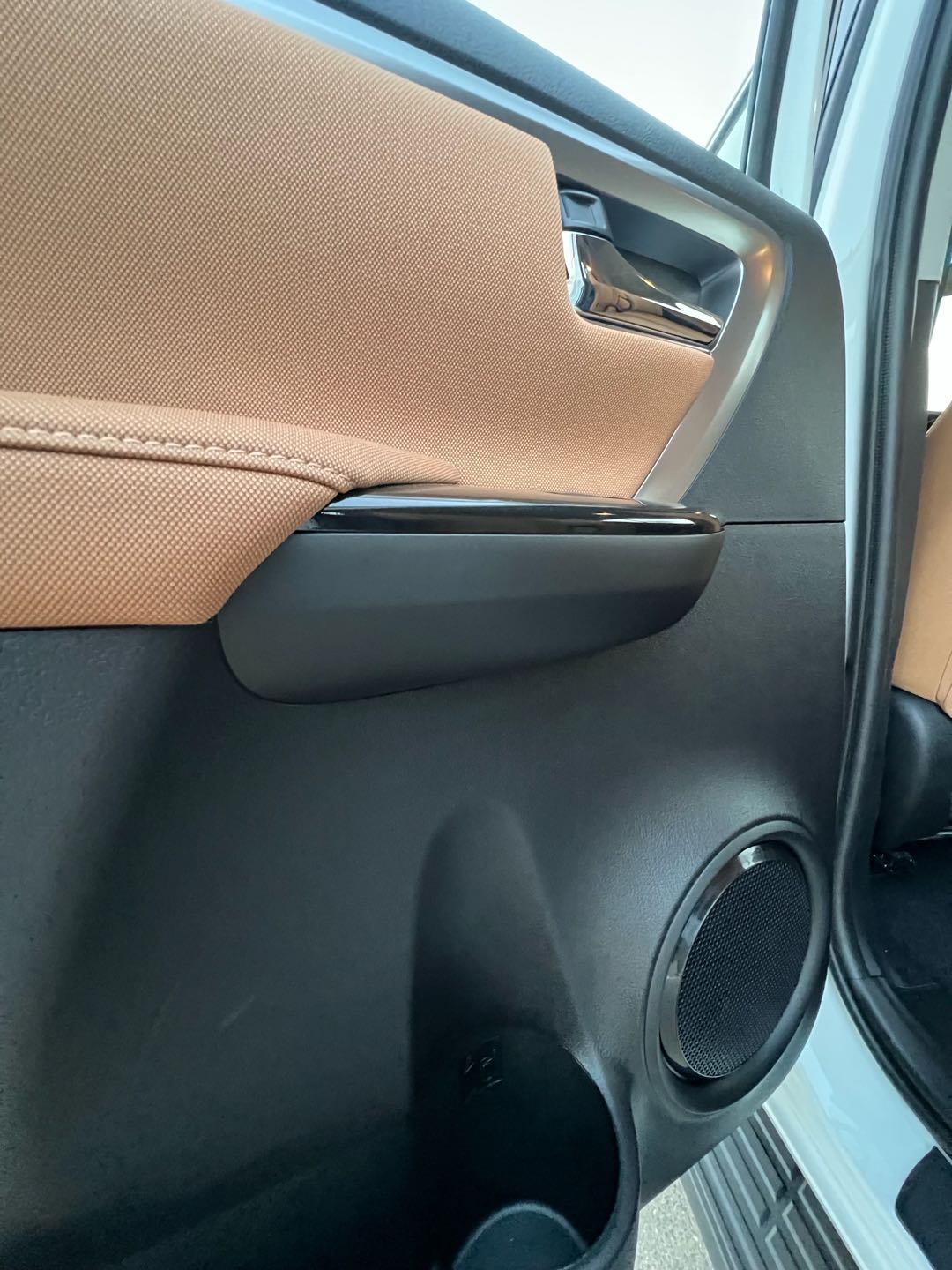 Car Image 2026 TOYOTA FORTUNER VX