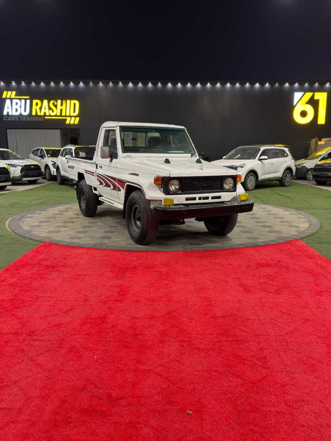 Car Image 1987 TOYOTA LAND CRUISER 