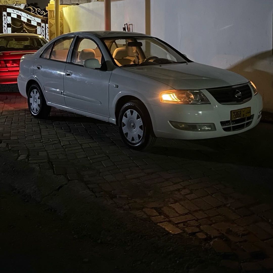 Car Image 2010 NISSAN SUNNY SE
