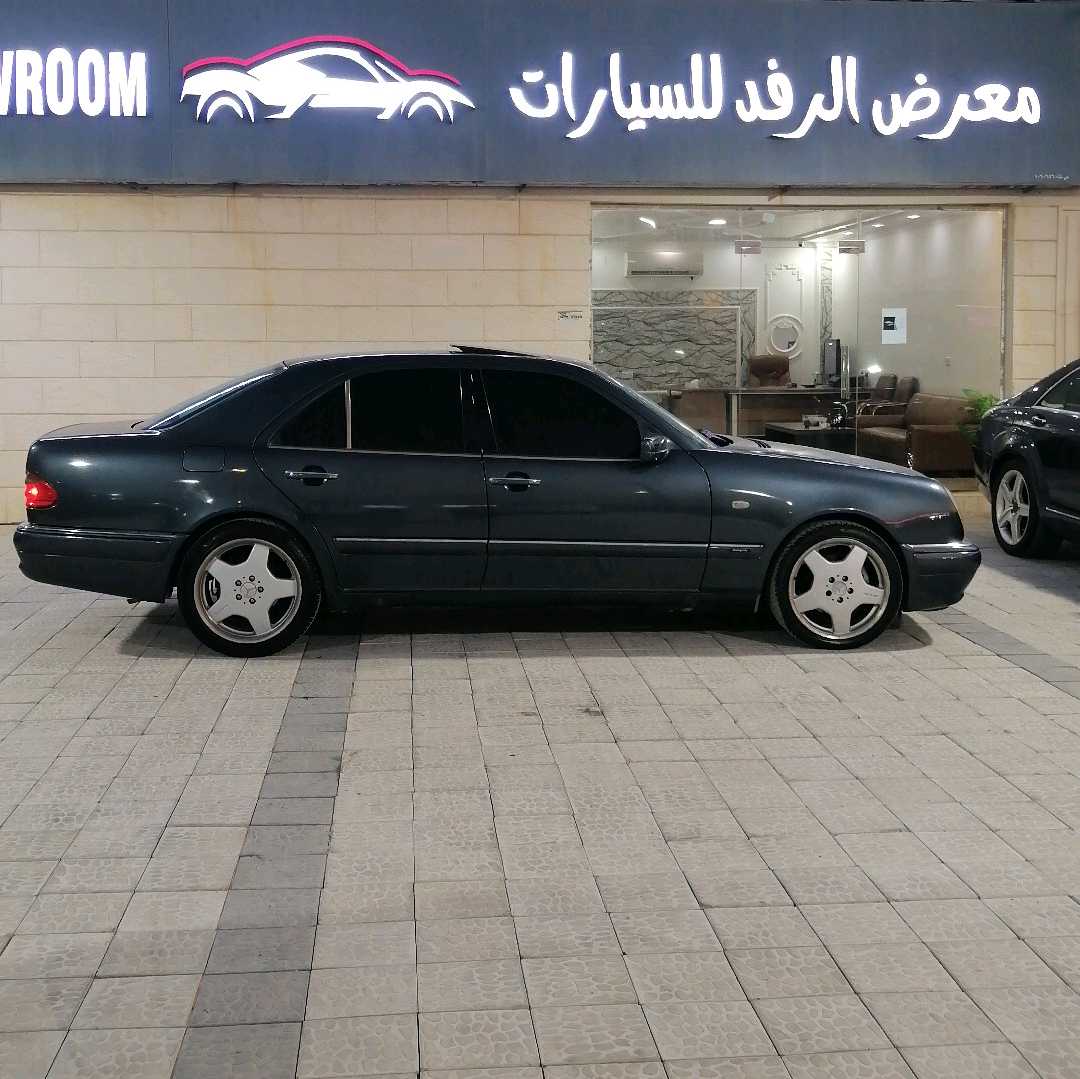 Car Image 1997 MERCEDES S Class 400