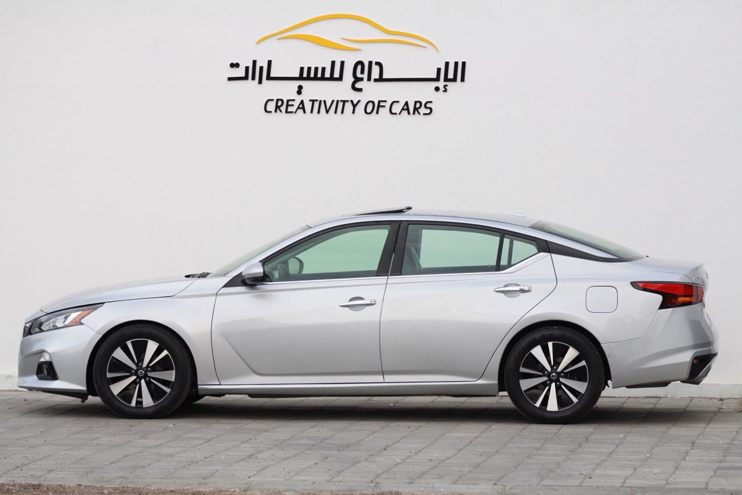 Car Image 2019 NISSAN ALTIMA SL