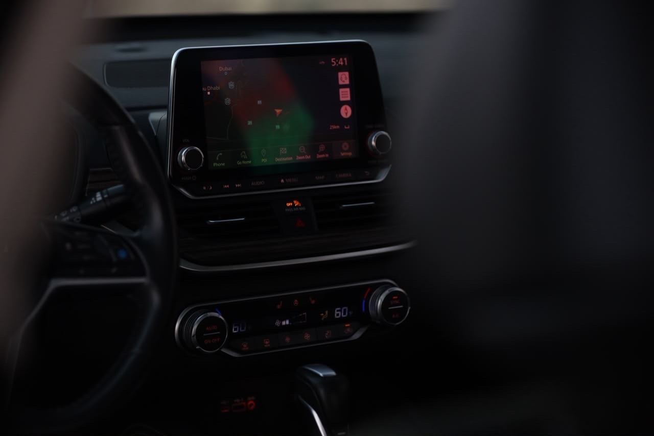 Car Image 2019 NISSAN ALTIMA SL