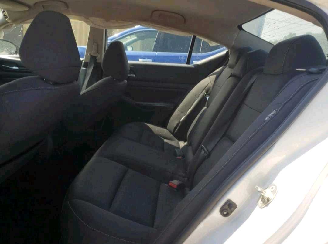 Car Image 2020 NISSAN ALTIMA S