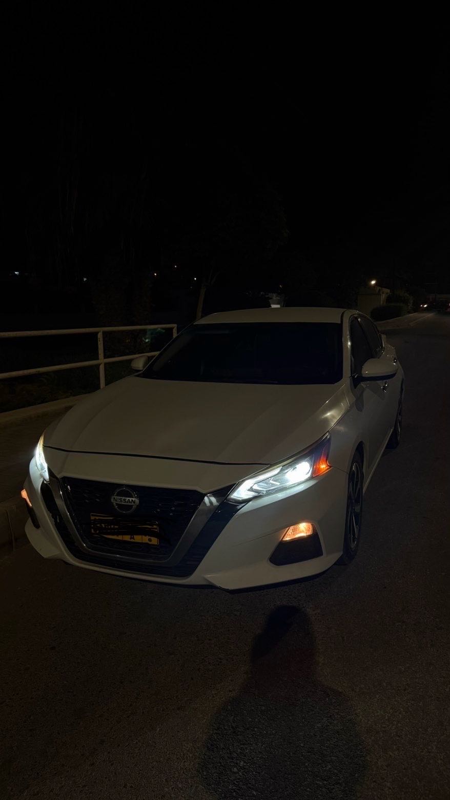 Car Image 2019 NISSAN ALTIMA SV