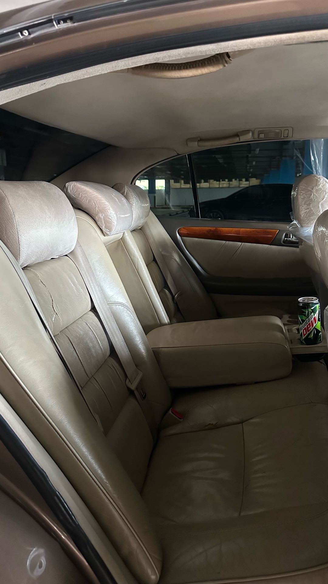 Car Image 1999 LEXUS GS 400