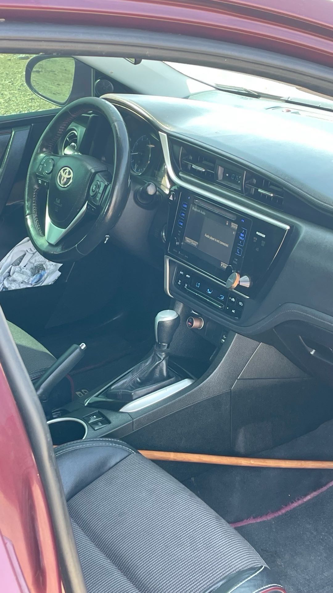 Car Image 2017 TOYOTA COROLLA SE Plus