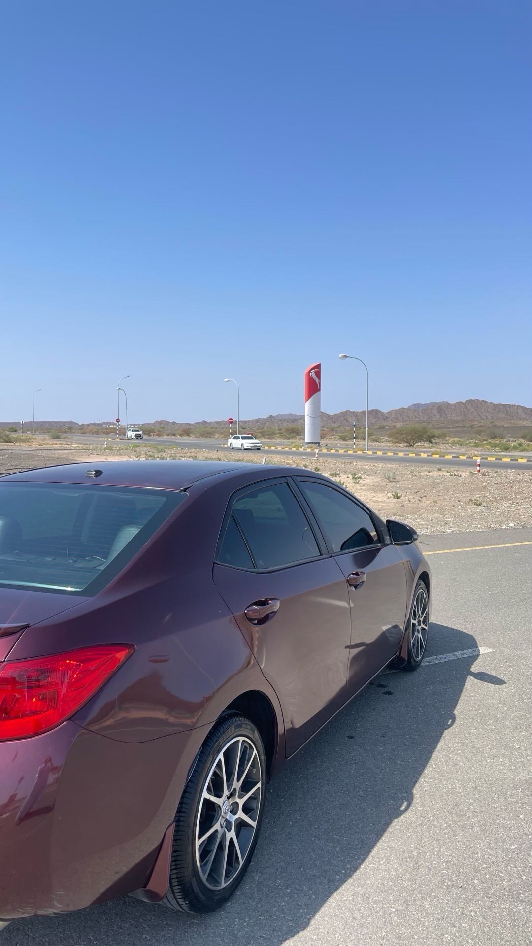 Car Image 2017 TOYOTA COROLLA SE Plus