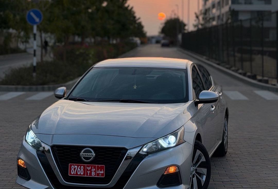 NISSAN ALTIMA 2020