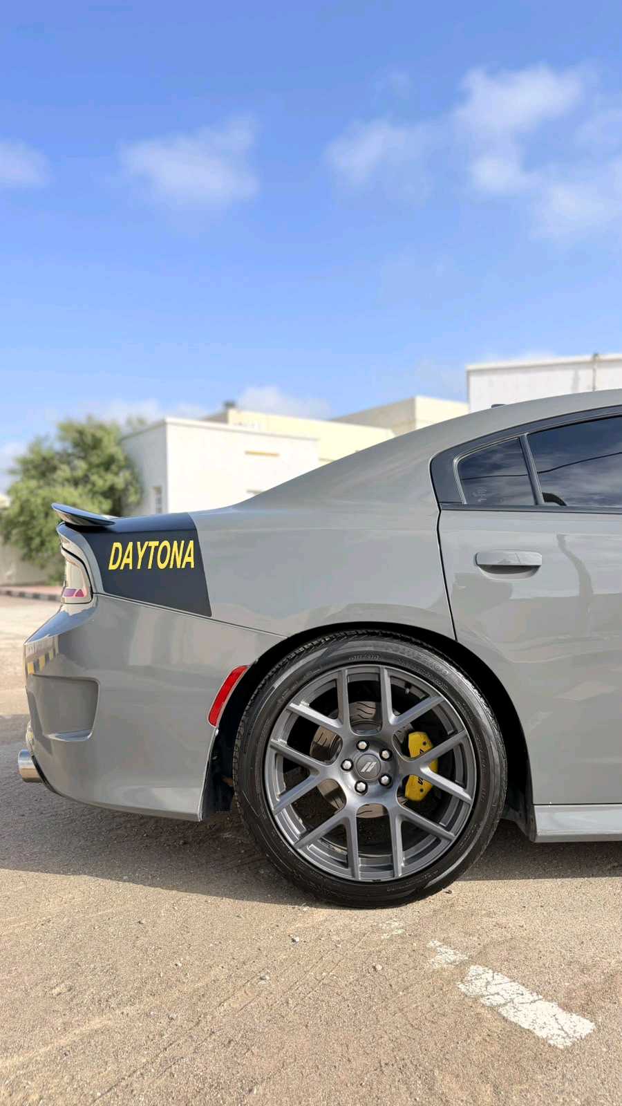Car Image 2018 DODGE CHARGER R/T