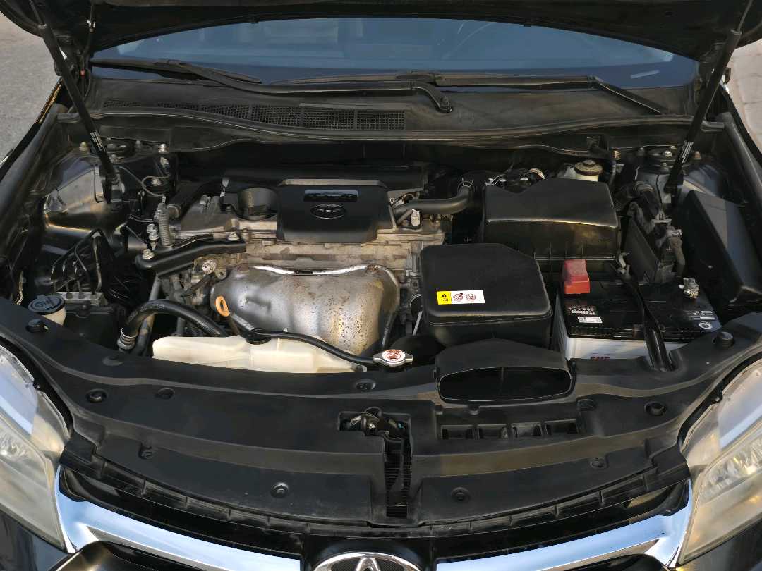 Car Image 2017 TOYOTA CAMRY XLE
