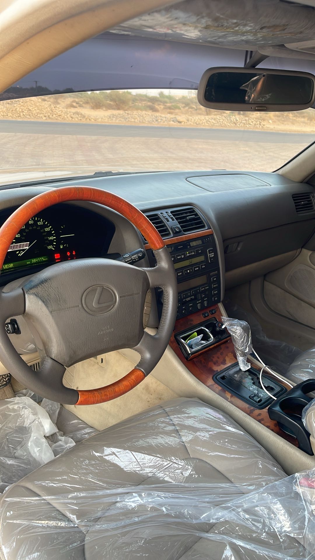 Car Image 1998 LEXUS LS 400