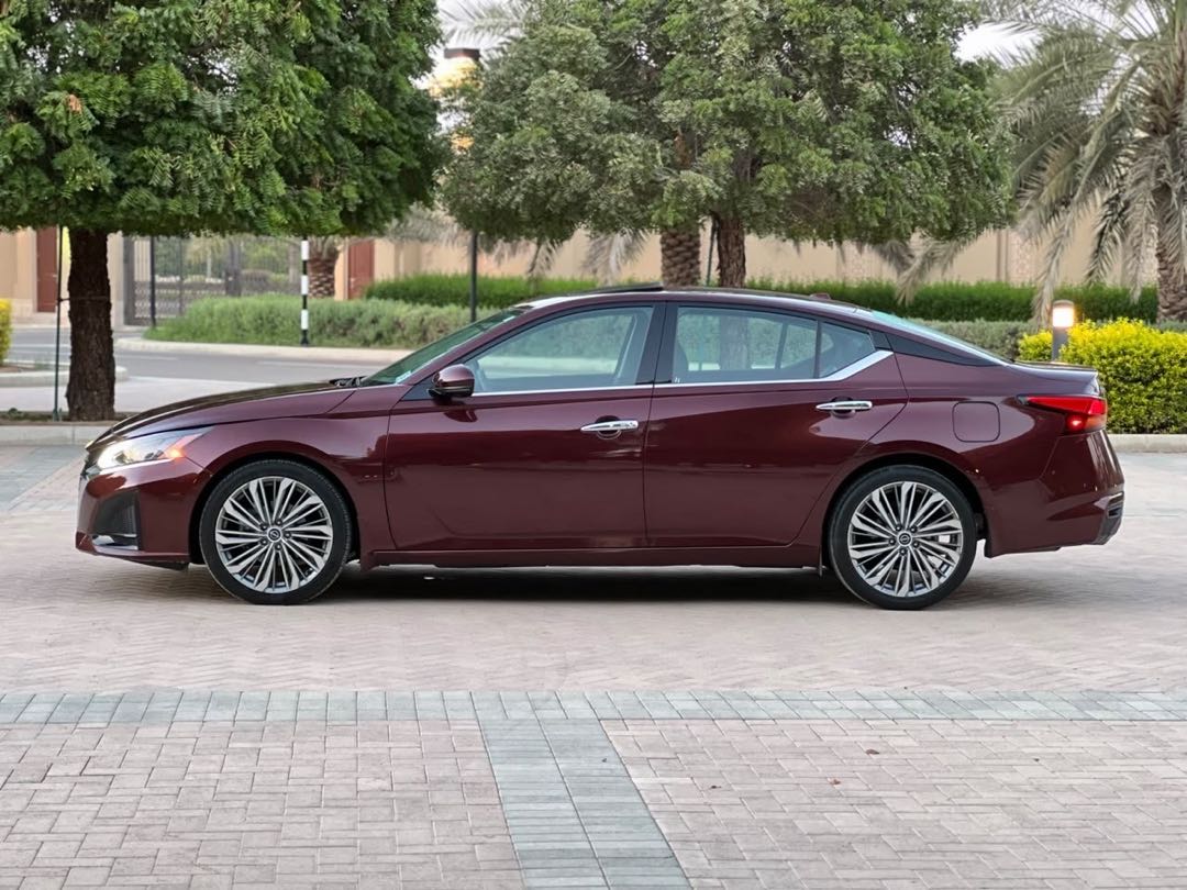 Car Image 2023 NISSAN ALTIMA SL
