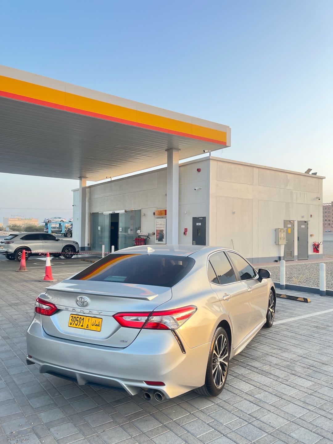 Car Image 2019 TOYOTA CAMRY LE