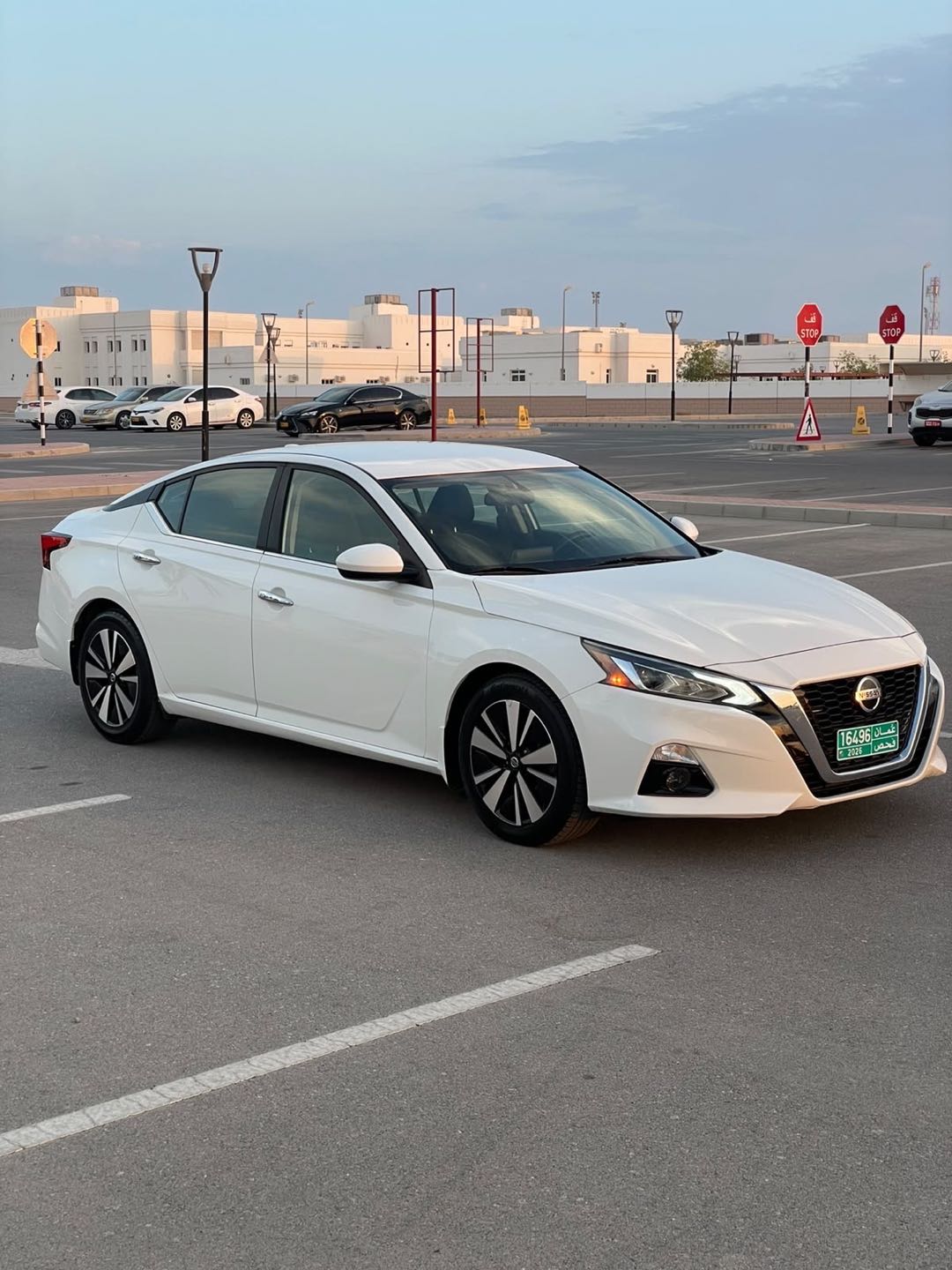 Car Image 2019 NISSAN ALTIMA SV
