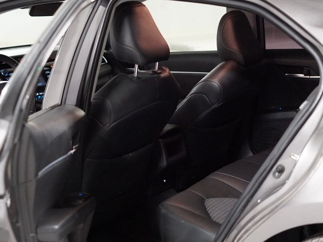 Car Image 2018 TOYOTA CAMRY SE